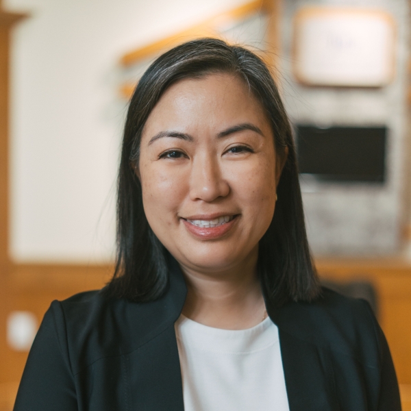 Elizabeth Ha